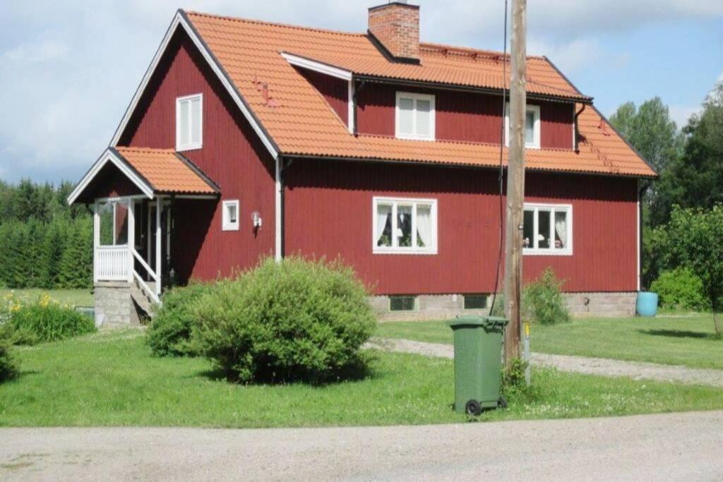 הוילה Tierp Egen Laegenhet I 2-Familjshus Pa Landet. מראה חיצוני תמונה